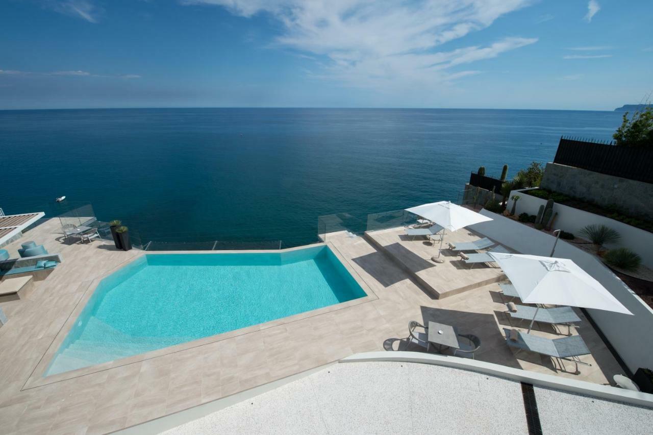 B&B Capo Torre Resort & Spa Albisola Superiore Exterior photo